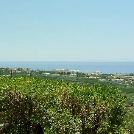 Traditional Koutsounari